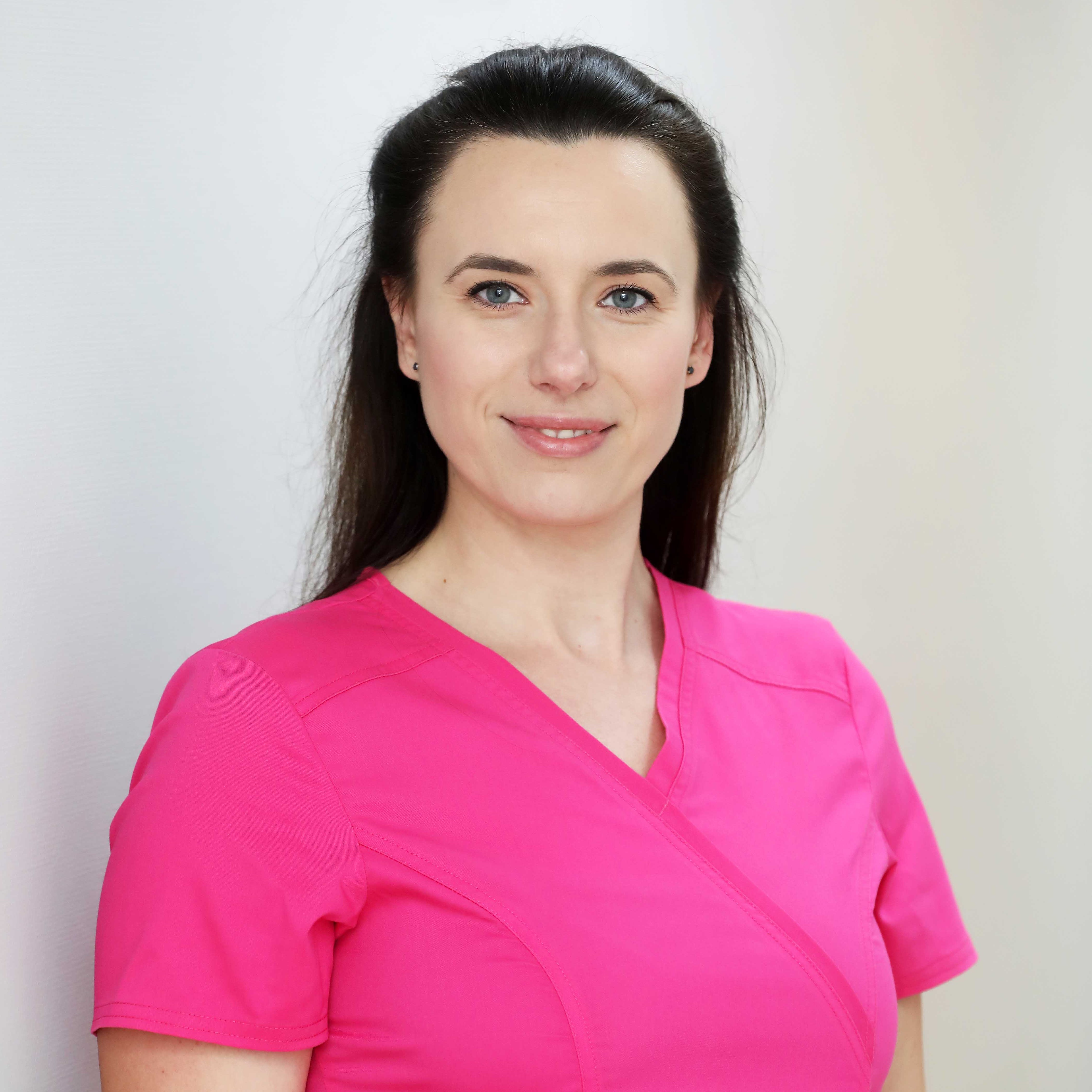 Dr. Gulácsi Gabriella